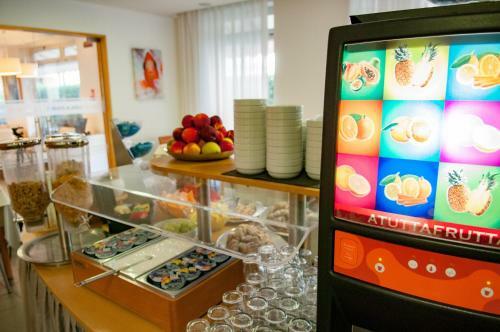 Hotel Simi Lan B&B