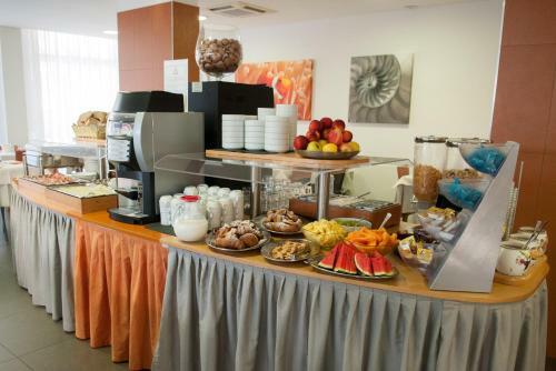 Hotel Simi Lan B&B