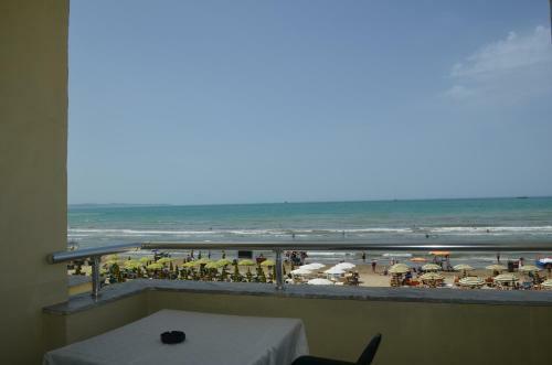 Hotel Joel Residence