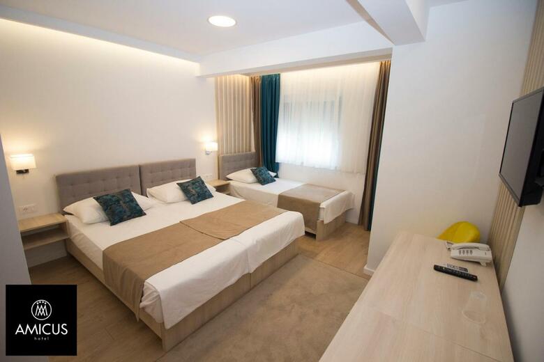 Hotel Amicus