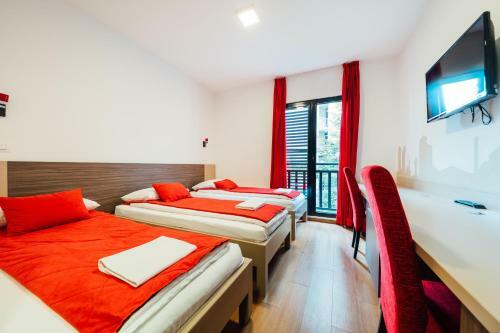 University Hotel Emiran