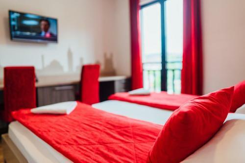 University Hotel Emiran