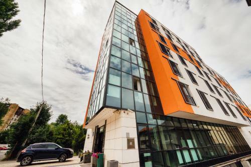 University Hotel Emiran