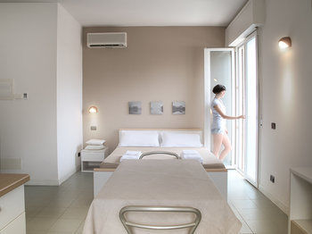 Hotel Sun Beach Residence