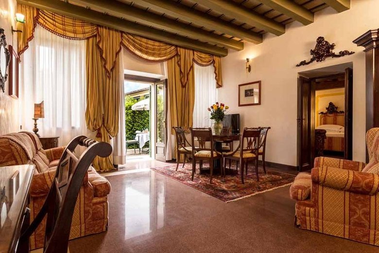Hotel Villa Del Quar