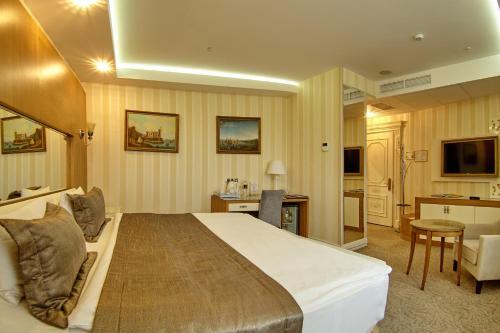 Buta Boutique Hotel