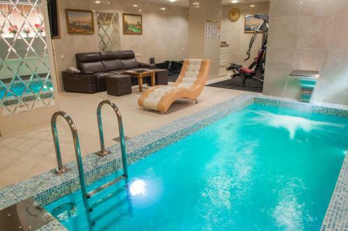 Buta Boutique Hotel