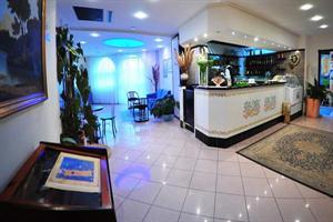 Hotel Majore