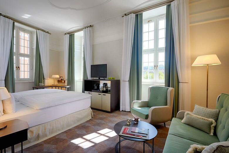 Hotel Gewandhaus Dresden, Autograph Collection