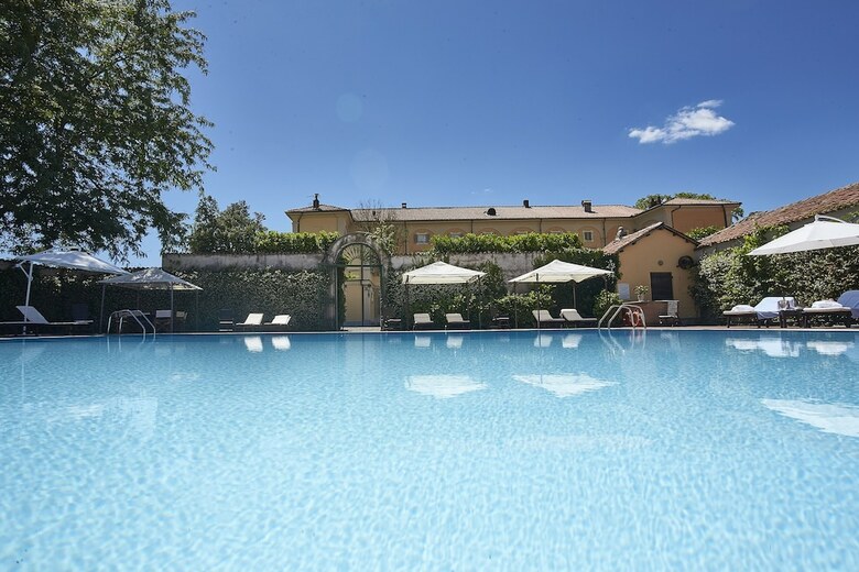 Relais Villa Matilde - A Sina Hotel