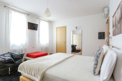 Hotel Residenza Cartiera 243