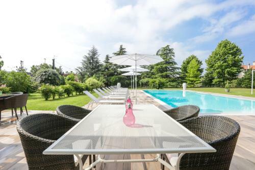 Hotel Residenza Cartiera 243