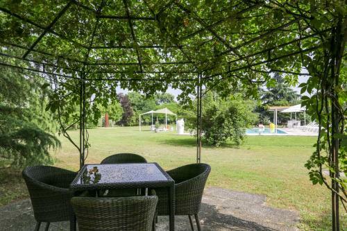 Hotel Residenza Cartiera 243