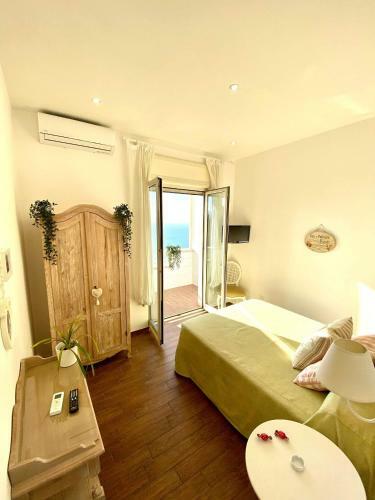 Mini Hotel