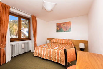 Hotel Alpina