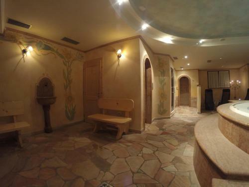 Hotel Arnica Garn�