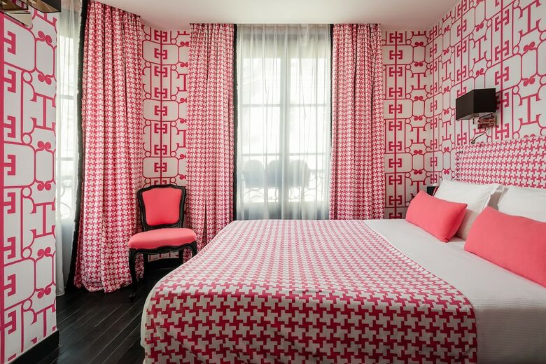 Hotel Monceau Elysees