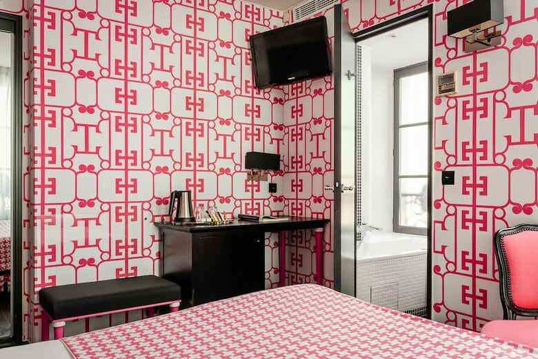Hotel Monceau Elysees