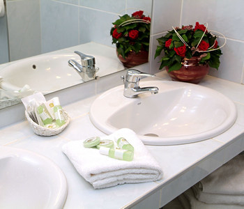 Hotel Eiffel Segur