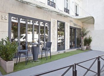 Hotel Eiffel Segur