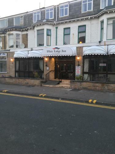 Hotel White Lodge Inn