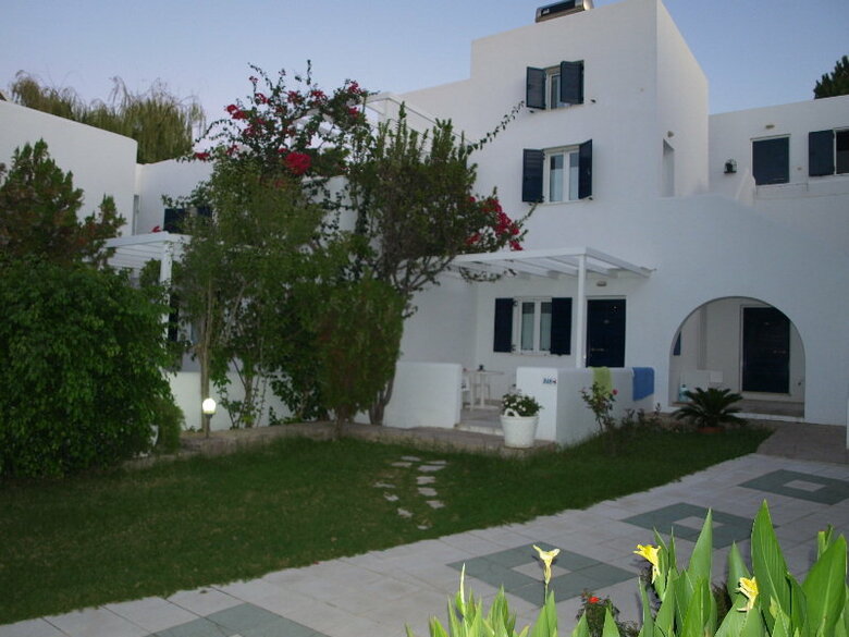 Aparthotel Eva Suites Hotel