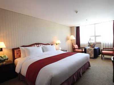 Hotel President