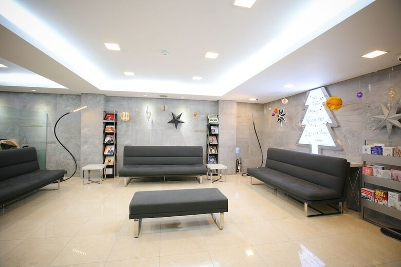 Hotel Savoy