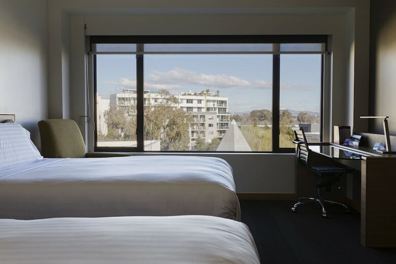 Hotel Crowne Plaza Canberra