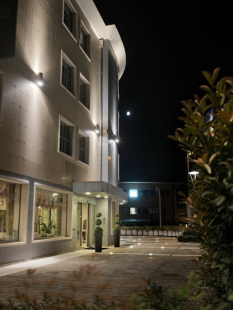 Hotel Ariston