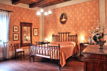 Hotel Castello Di Petroia Relais
