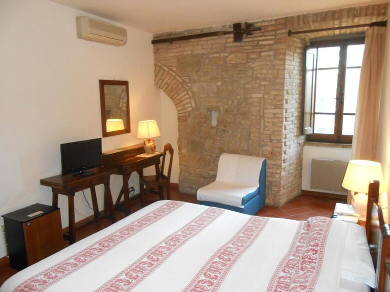 Hotel Lo Spedalicchio