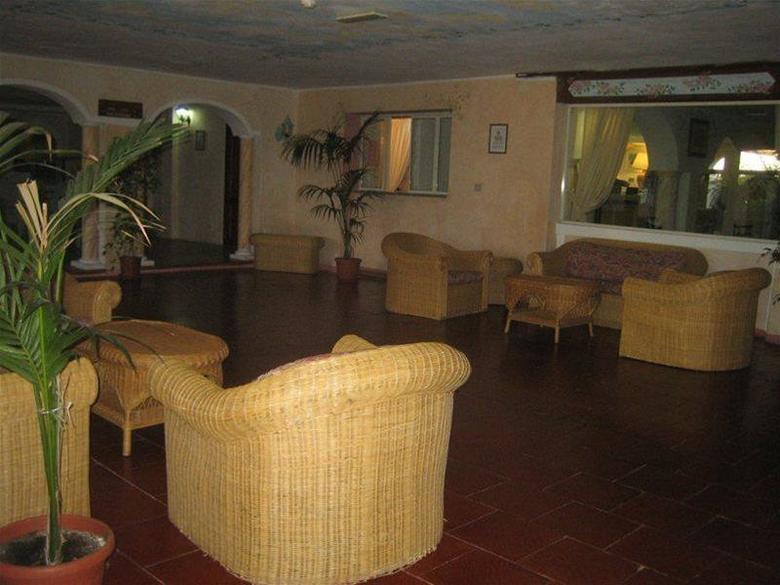 Colonna Beach Hotel