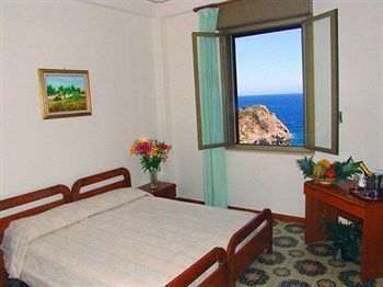 Jonic Hotel Mazzaro'