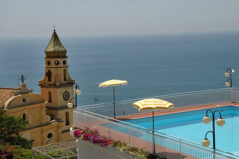 Hotel Tramonto D'oro