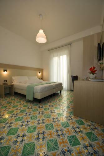 Hotel Torre Di Milo