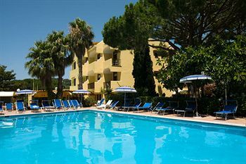 Family Hotel Le Canne & Beauty