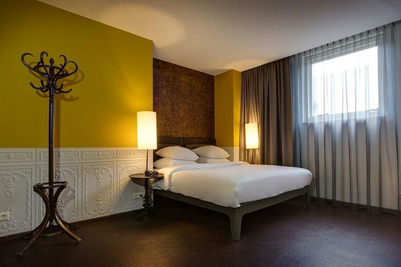 Hotel V Nesplein