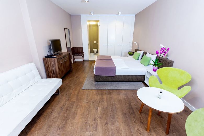 Hotel Adresa