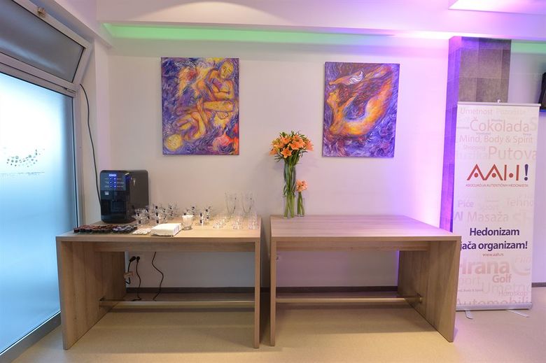 Hotel Adresa