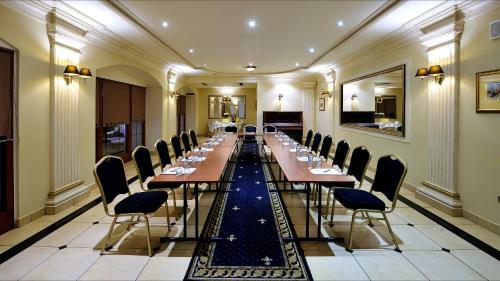 Hotel Diament Arsenal Palace Katowice - Chorz�w