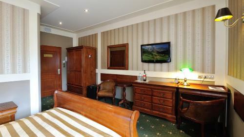 Hotel Diament Arsenal Palace Katowice - Chorz�w
