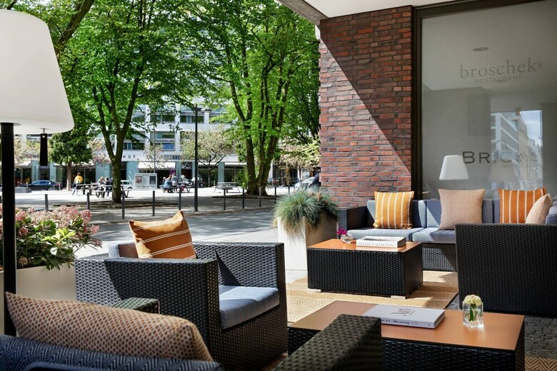 Hotel Renaissance Hamburg