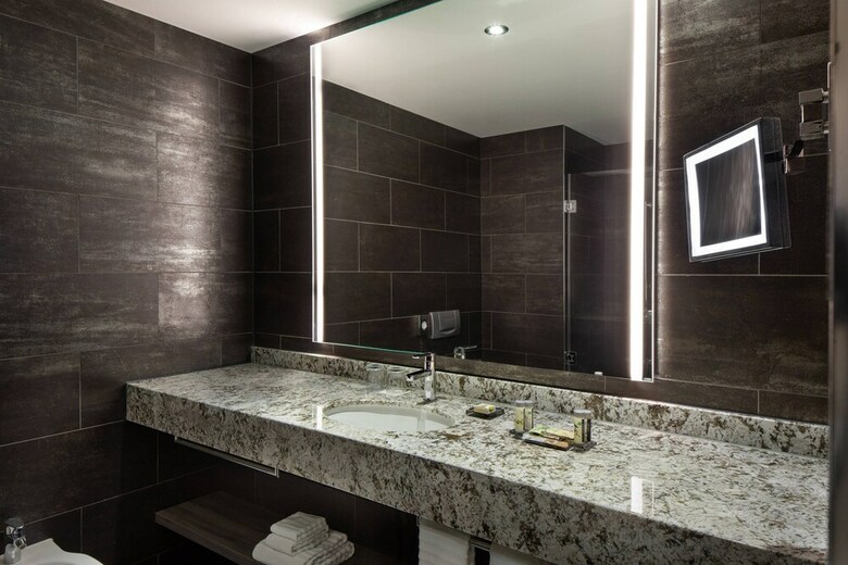Hotel Renaissance Hamburg