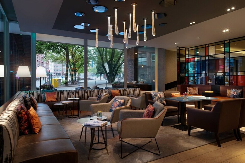 Hotel Renaissance Hamburg