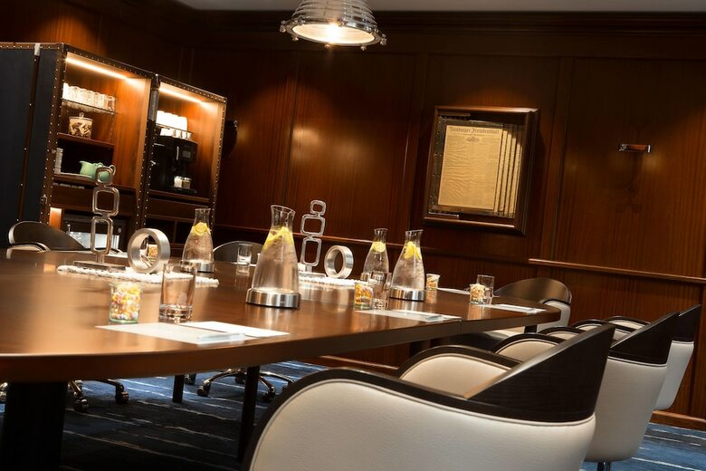 Hotel Renaissance Hamburg