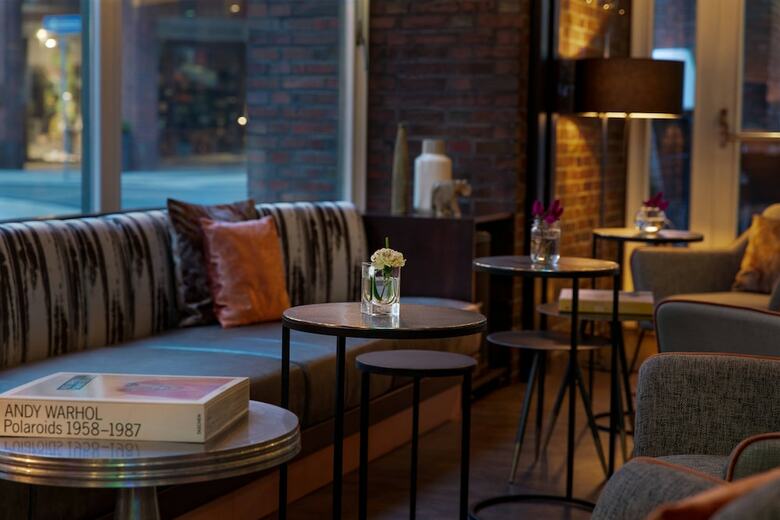 Hotel Renaissance Hamburg