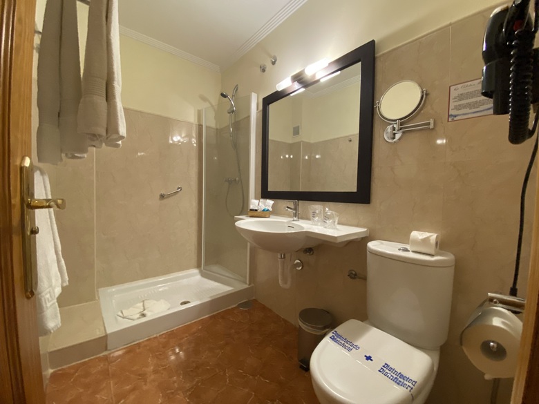 La Aldea Suites Hotel