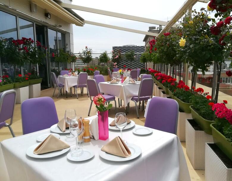 Marshal Garden Hotel