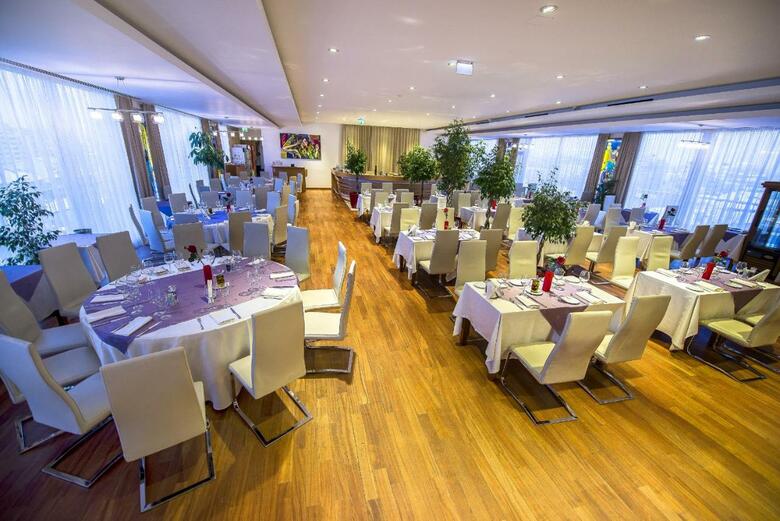 Marshal Garden Hotel